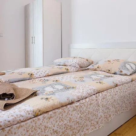 Apartman Sweet Homes *