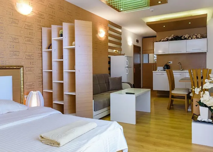 Sweet Homes * Sunny Beach